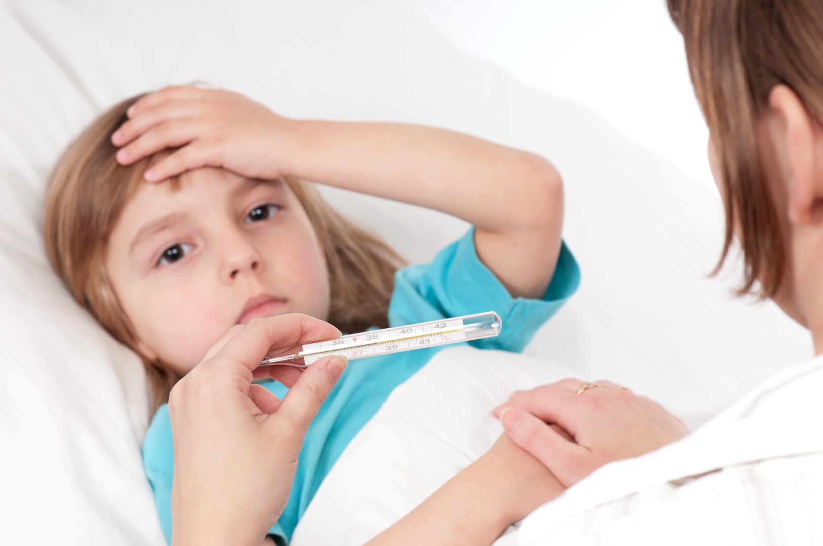 Những triệu chứng bệnh ở trẻ mẹ không thể xem nhẹ