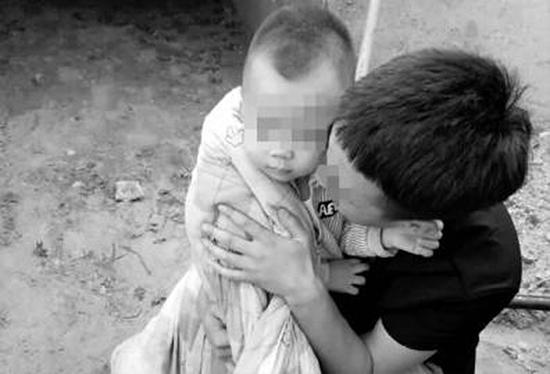 Hàng loạt vụ bắt cóc táo tợn xảy ra, nghi phạm còn là người quen biết khiến phụ huynh hoang mang - Ảnh 1. Hàng loạt vụ bắt cóc táo tợn xảy ra, nghi phạm còn là người quen biết khiến phụ huynh hoang mang - Ảnh 1.