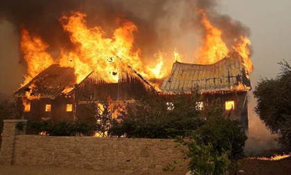 'Đại thảm họa' cháy rừng ở California, ít nhất 21 người chết