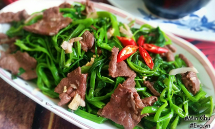 Thịt bò xào rau muống quen mà vẫn ngon