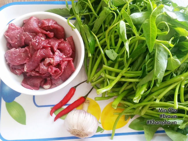 thit bo xao rau muong quen ma van ngon - 1