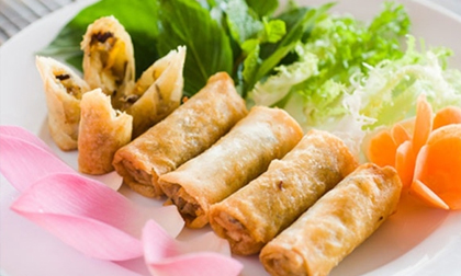 Mách chị em 6 mẹo rán nem luôn vàng giòn, để lâu không ỉu