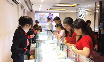Giá vàng hôm nay 16/10: Tăng chưa ngừng nghỉ