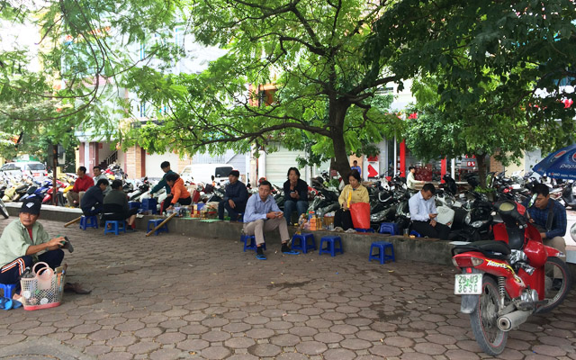 chum anh: ha noi lanh te tai, thanh nien 