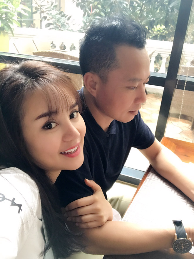 Vy Oanh lần đầu tiết lộ về chồng đại gia giàu nứt đố đổ vách - 2