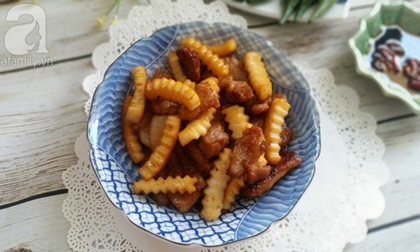 Thịt kho dừa dân dã mà ngon cơm ngày gió lạnh