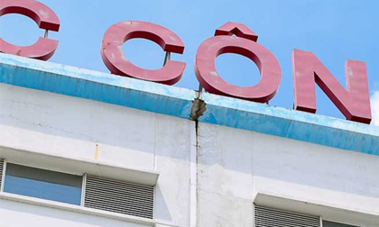 Cận cảnh vị trí bê tông rơi khiến sinh viên chết tức tưởi trong trường học