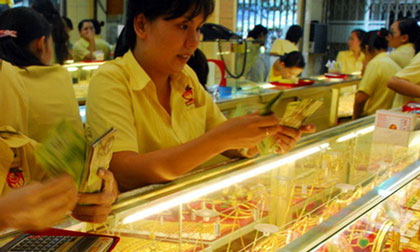Giá vàng hôm nay 20/10: Bật dậy sau phiên lao dốc