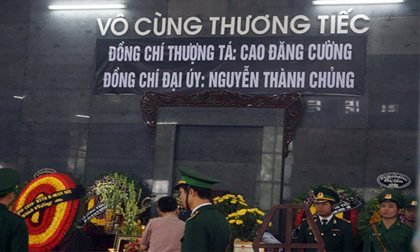 Xót xa lễ viếng 2 cán bộ biên phòng bị lũ cuốn trôi