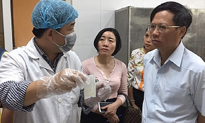 Hà Nội: Trẻ mầm non 'suýt' ăn phải rau mùng tơi nhiễm thuốc trừ sâu trong bếp nhà trường