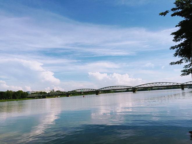 Ai nói đi Huế chán thì chưa check-in những địa danh đẹp quên sầu này - 18
