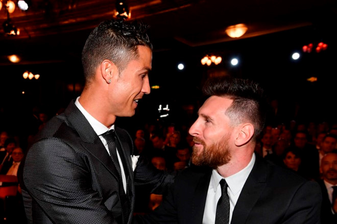 Ronaldo phien ban hay nhat van con o phia truoc hinh anh 3