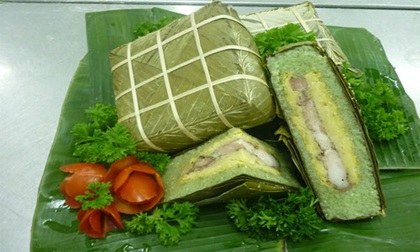 Cách nhận biết bánh chưng luộc bằng pin độc hại