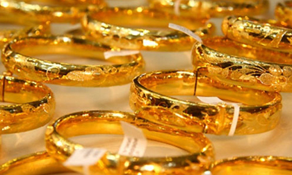 Giá vàng hôm nay 25/10: Ẩn số khó lường, vàng chưa ngừng giảm