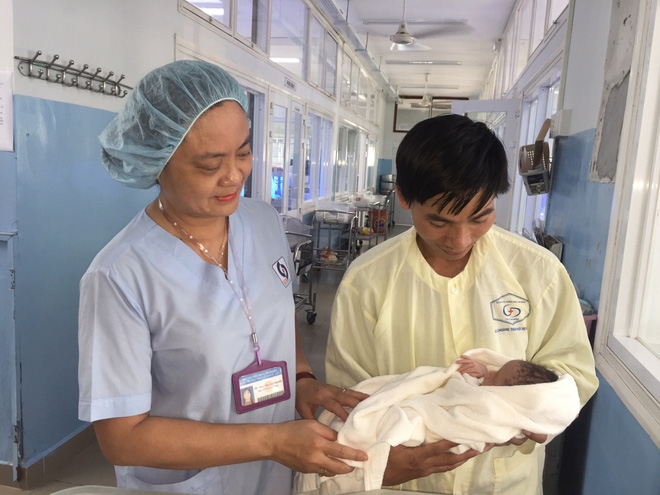  Sự sống mong manh của nữ giáo viên quyết đánh đổi mạng sống của mình để con được chào đời - Ảnh 3.