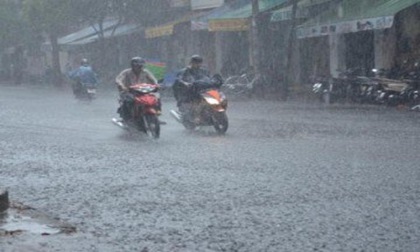 Tin mới thời tiết 31/10: Biển Đông xuất hiện áp thấp nhiệt đới, Hà Nội lạnh 16 độ