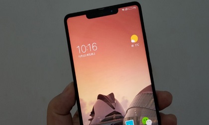 Đây là chiếc smartphone đẹp không kém iPhone X, giá rẻ hơn nhiều
