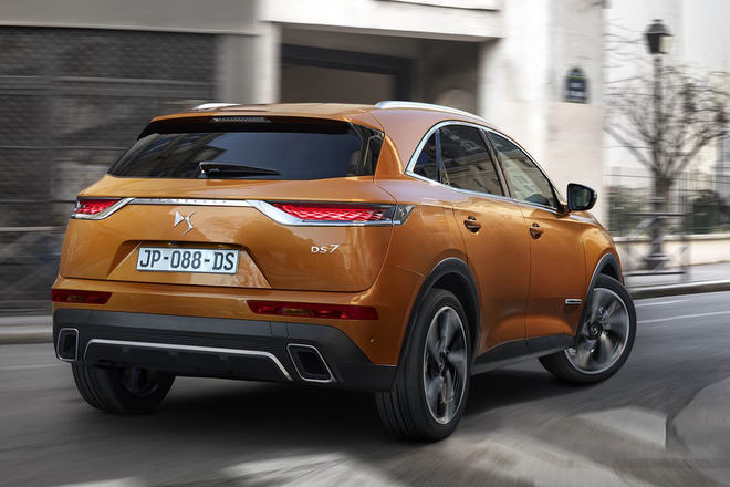 SUV thể thao DS7 Crossback giá từ 837 triệu đồng - 2
