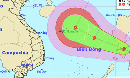 Dự báo thời tiết 10/11: Biển Đông hứng bão số 13