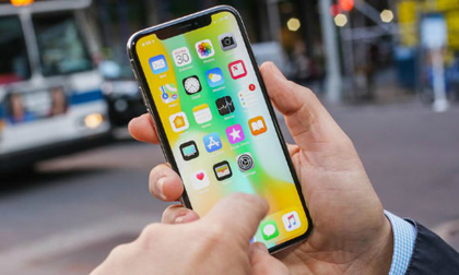 Dân Mỹ đang 'phát cuồng' vì iPhone X