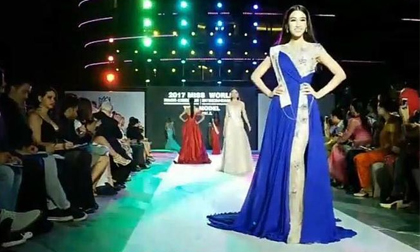Phần thi catwalk của Đỗ Mỹ Linh ở Hoa hậu Thế giới