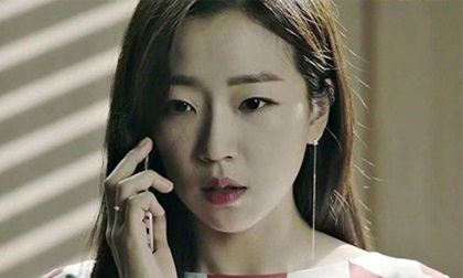 Mẹ chồng lắp camera trong nhà, hốt hoảng khi phát hiện sự thật về nàng dâu