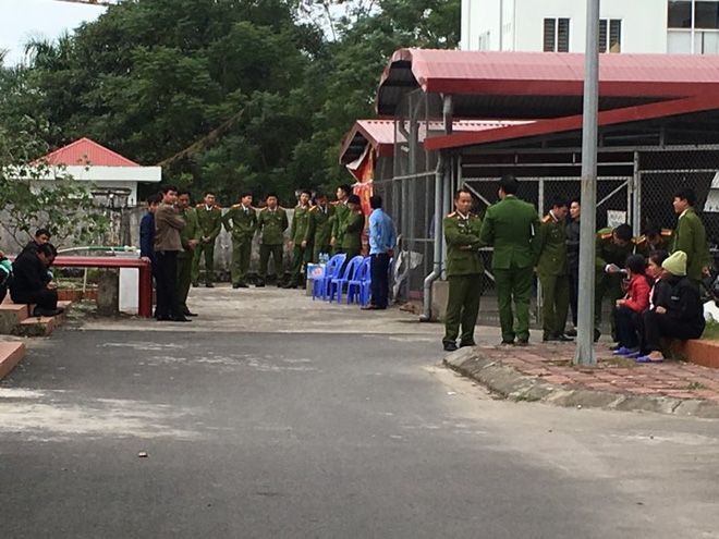 4 trẻ tử vong ở Bệnh viện Sản Nhi Bắc Ninh: Bố mẹ chưa một lần được nhìn mặt con - Ảnh 1. 4 trẻ tử vong ở Bệnh viện Sản Nhi Bắc Ninh: Bố mẹ chưa một lần được nhìn mặt con - Ảnh 1.