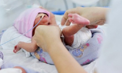 Thêm nhiều trẻ sơ sinh nguy kịch chuyển từ Bệnh viện Sản nhi Bắc Ninh về Hà Nội