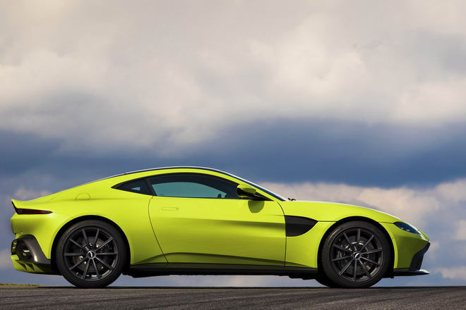 tuyet tac aston martin vantage 2018 gia 3,4 ty dong hinh anh 5