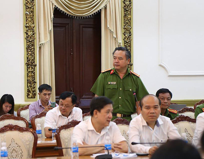 hop khan vu bao mau danh tre em: