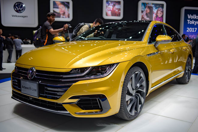 Sedan lai coupe Volkswagen Arteon giá 1,5 tỷ đồng - 1