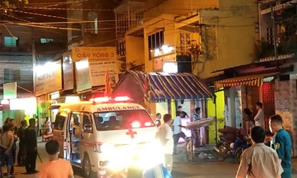 Bảo vệ dân phố cắt cổ bé trai thản nhiên ăn rồi ngủ tại nơi tạm giam