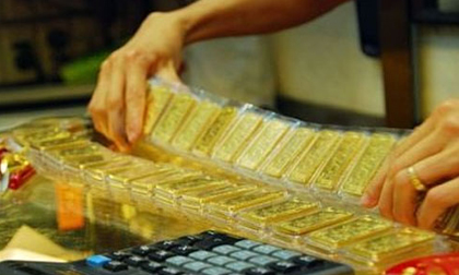 Giá vàng hôm nay 28/11: USD xuống đáy, vàng tăng vọt