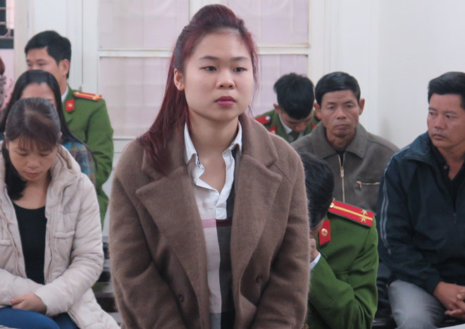 Co gai giet nguoi yeu cuoi cot o toa khi khai bao hinh anh 1