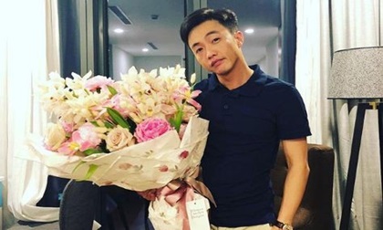 Sau bao ngày úp mở, cuối cùng Đàm Thu Trang cũng đăng ảnh cận mặt Cường Đô La, công khai nói lời yêu