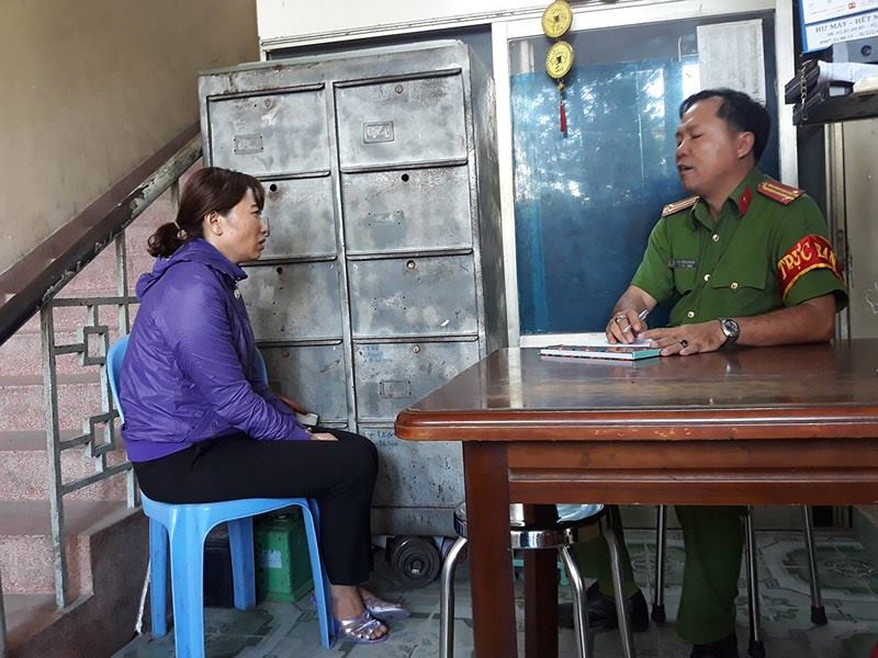 Hai bảo mẫu vụ đánh trẻ bằng dao trình diện công an - 1