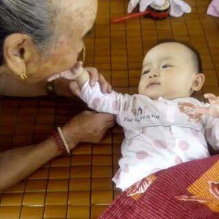 do 2 tieng khong nin, toi chet dieng truoc su that me chong be vao phong 5 phut con ngu - 2