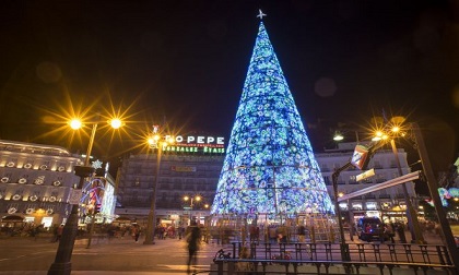 Đã mắt ngắm những cây thông Noel 'ngầu' nhất thế giới