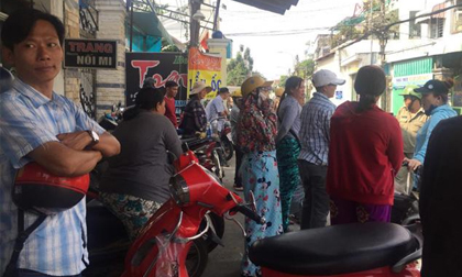 Vợ chồng và con tử vong: 'Tối qua, cô ấy vừa khoe chồng nấu mỳ thịt bò cho cả nhà'