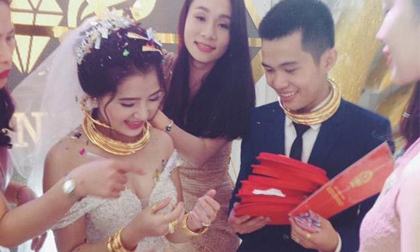 3 đám cưới ngập trong vàng từng 'gây bão' năm 2017