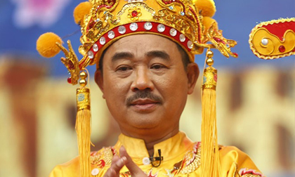 NSƯT Quốc Khánh sẽ không đảm nhận vai Ngọc Hoàng trong Táo Quân 2018?