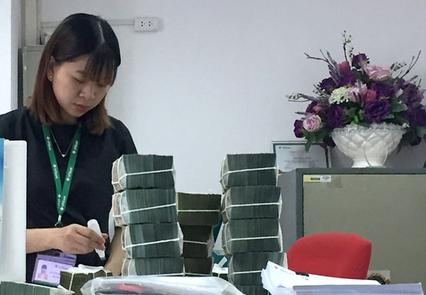Ngành nào thưởng Tết 2018 cao? - 1