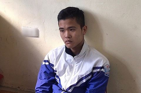 Nhớ người yêu, 9X đâm tài xế taxi để cướp tiền về quê - 1