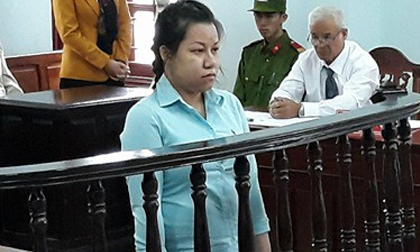 Nữ kế toán trưởng tham ô trên 8 tỉ đồng để... đi làm đẹp