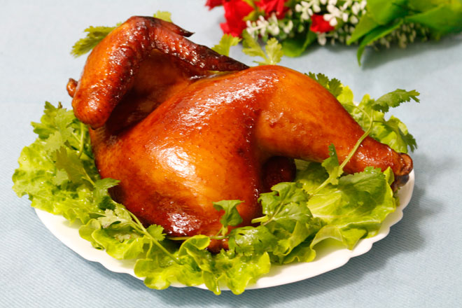 Cách làm gà nướng mật ong vàng óng, thơm nức cho đêm tiệc Giáng sinh - 1