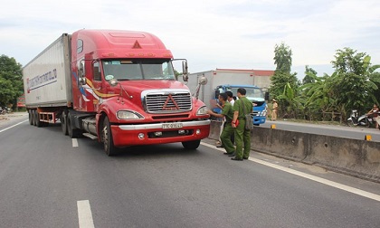 10 năm tù cho tài xế container hất văng CSGT xuống đường, suýt chết
