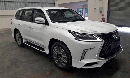 Lexus LX570 Super Sport giá 10 tỷ đồng chốt lịch về Việt Nam