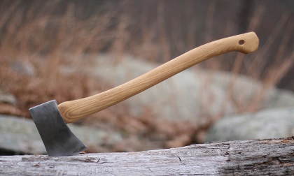 Xác bé gái 6 tuổi trong đền thờ lộ tội ác ghê rợn của người cha cuồng tín