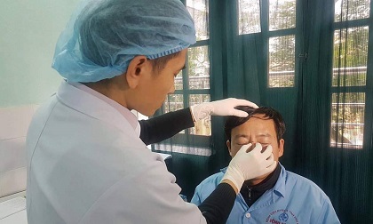 Khởi tố, bắt giam nghi phạm đấm bác sĩ cấp cứu 115 vỡ mũi