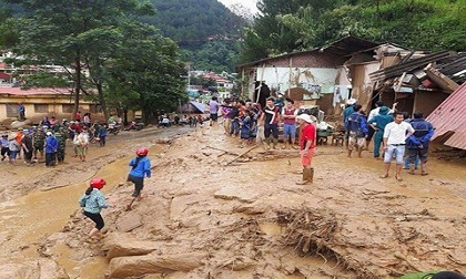 Năm 2017 kỷ lục của thiên tai: Xuất hiện 16 cơn bão, lũ lịch sử trái quy luật